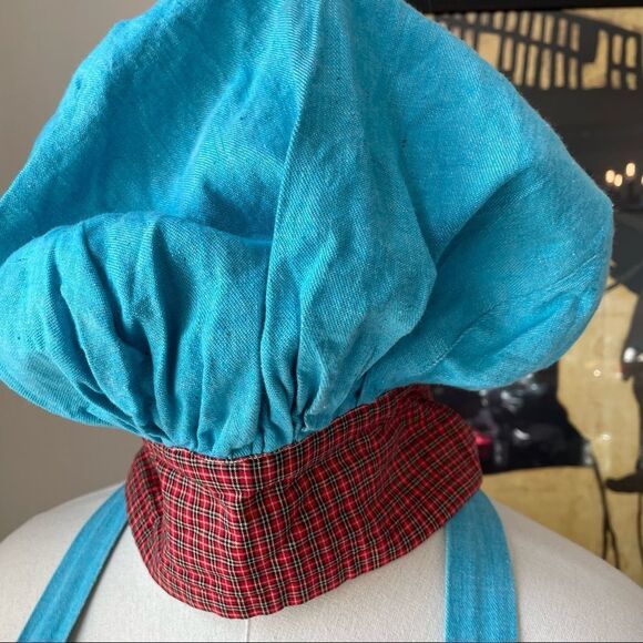 Vintage Homemade Hand Embroidered Apron and Hat - Picture 7 of 11